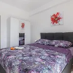 Feriehus Beautiful In With Kitchen *
