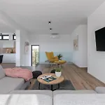 Beautiful In With Kitchen