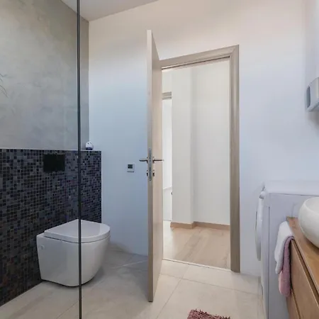 Luxurious In