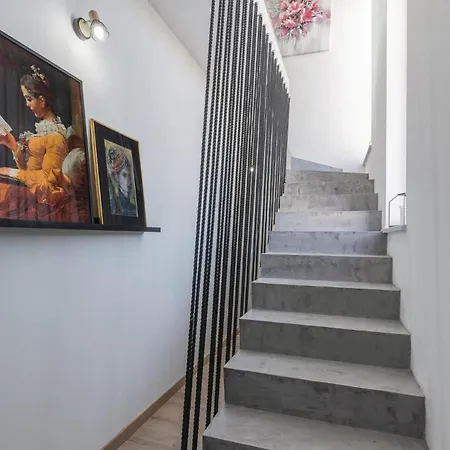 Luxurious In Дом отдыха
